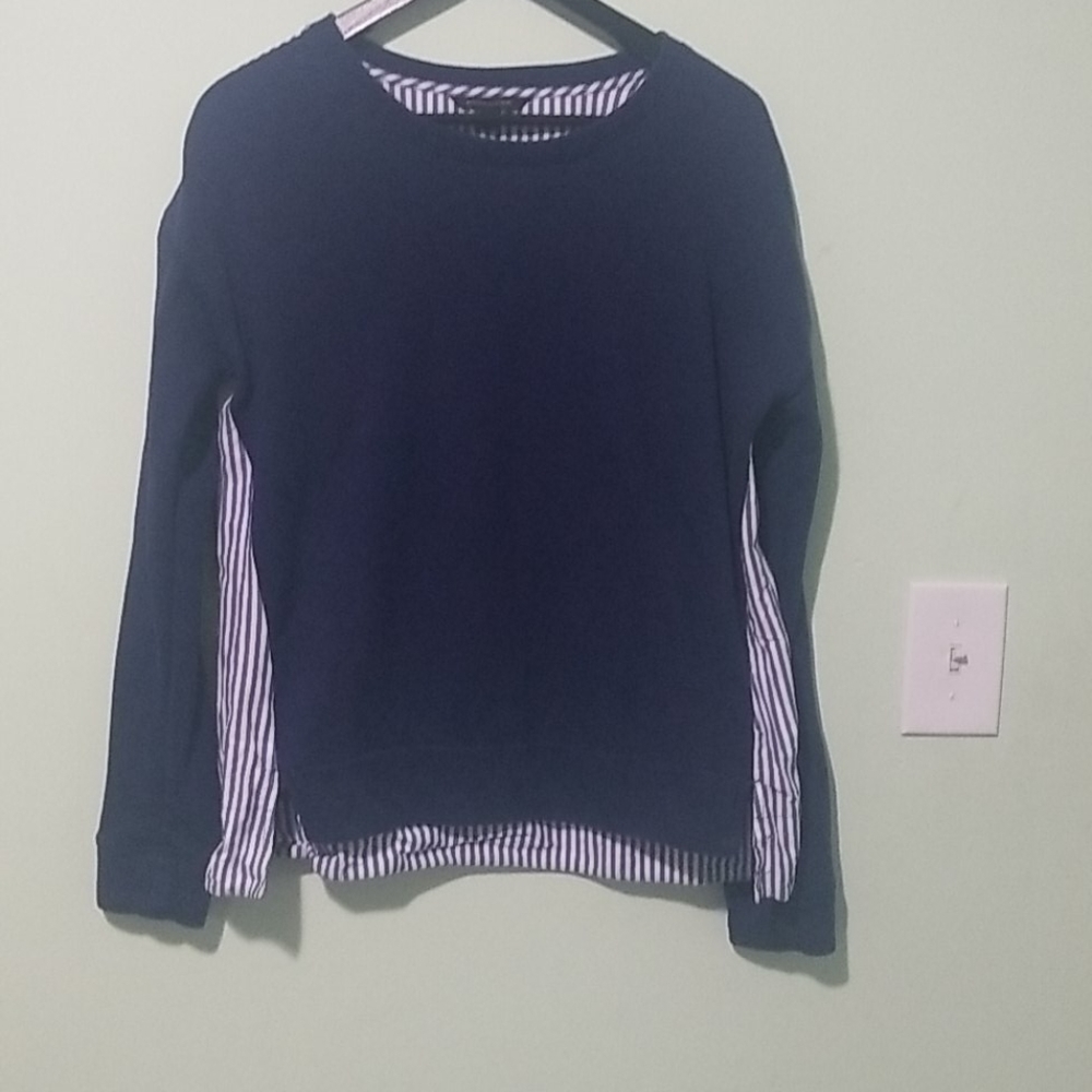 Banana Republic Sweater Top size Small